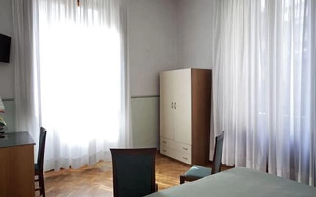 Hotel Serena - photo 3