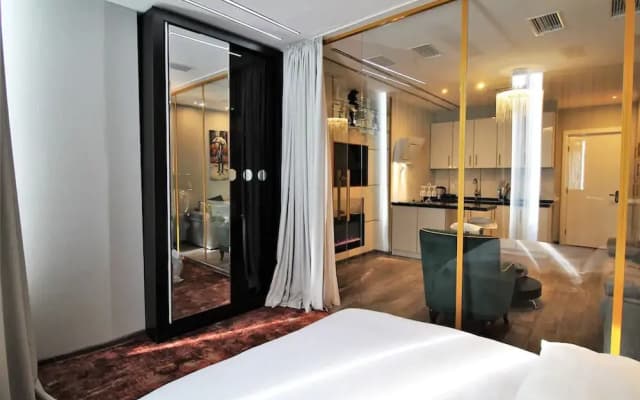 Luxury Apartments - photo 5