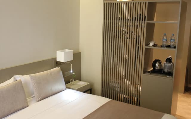 Hotel Well and Come Barcelona - photo 4