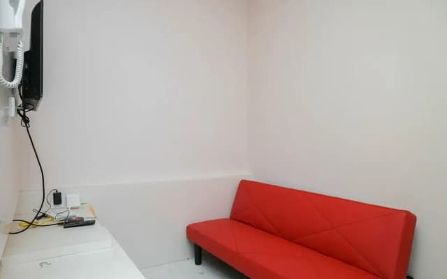 Modern 1BR Apartment at Puri Orchard - photo 4