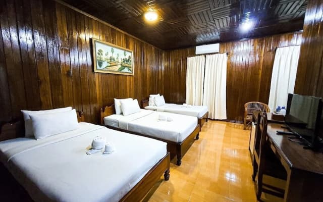 Sam Moon's Hotel Angkor - photo 4