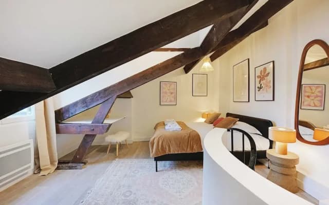 Charming Duplex in Marais for 2 People - photo 3