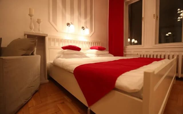 d.Five Classic Luxury Apartment - photo 2