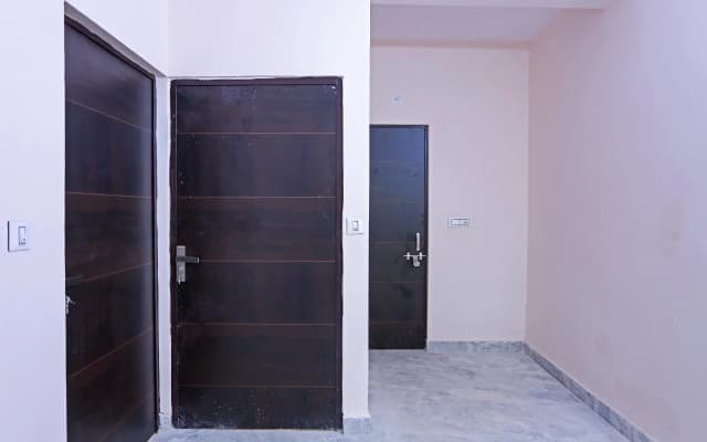 Collection O 48359 Lal Residency - photo 3