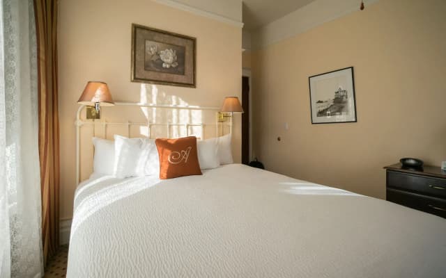 The Andrews Hotel - photo 5