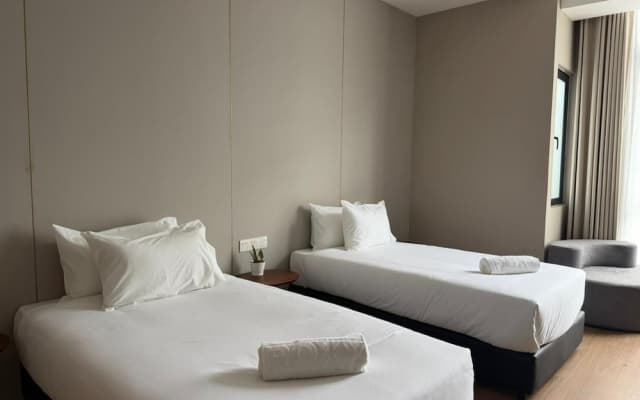 Roxy Hotel & Apartment Lawas - photo 4