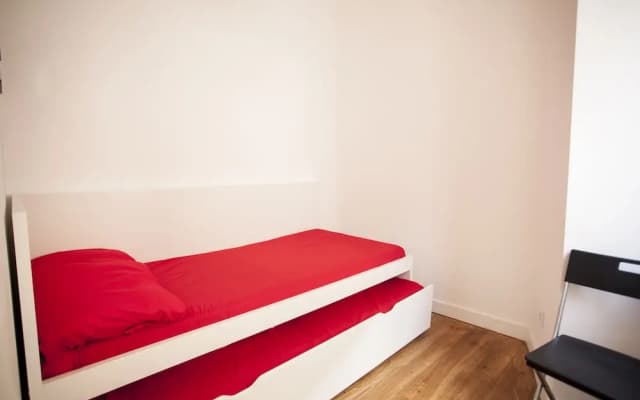 Cool Lisbon Apartment - photo 2