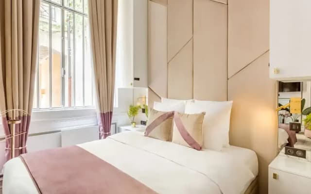Merveil - Luxury Suite - Marais Archives - photo 3