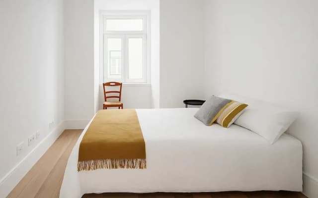 2bed flat with Balcony in Central Lisbon - photo 3