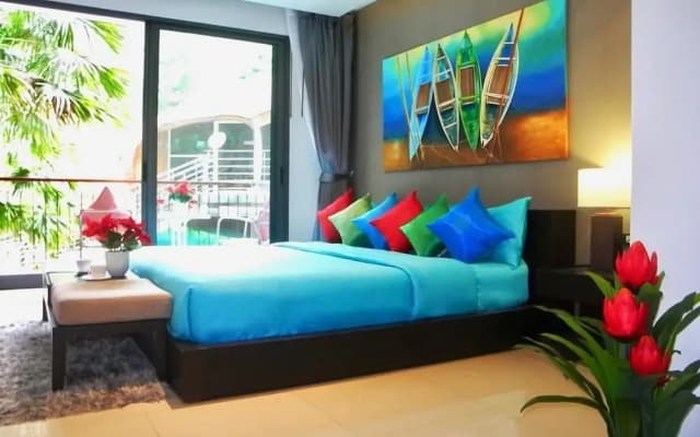 Emerald Terrace - Pool View Studio - photo 5