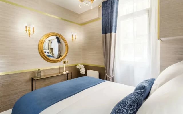Merveil Luxury Suite - Tour Eiffel Laos - photo 2