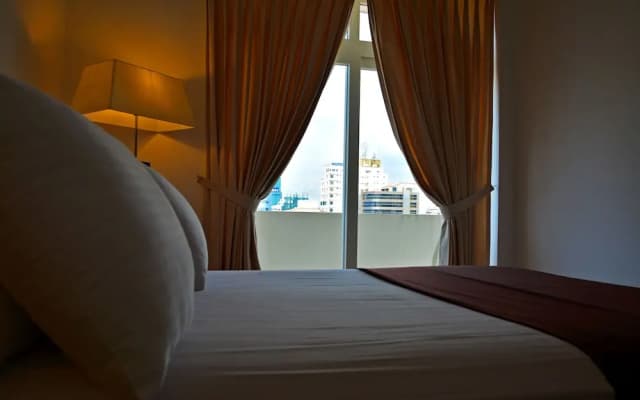 Panoramic Holiday Apartment Colombo - photo 3