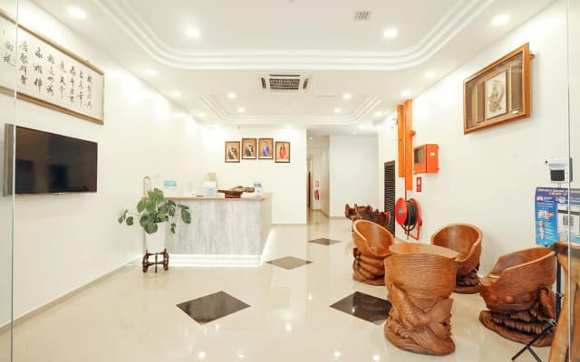 RJ Hotel Kulai - photo 2