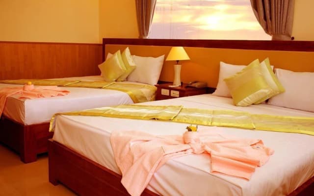 Nhat Thanh Hotel - photo 2