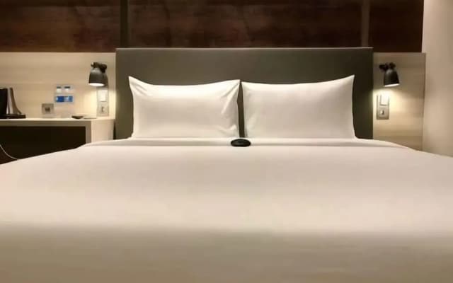 Simple Hotel Jakarta Wahid Hasyim - photo 5