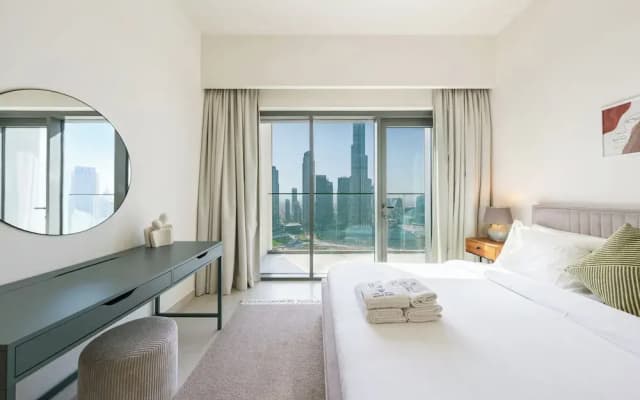 Downtown Dubai 3BR Burj Royale - photo 3