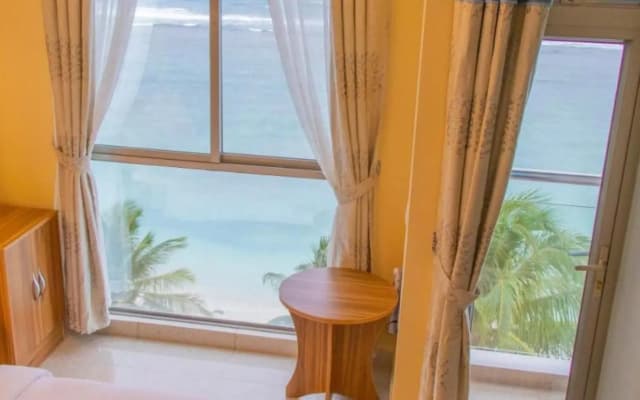 Wavefront Inn - photo 2