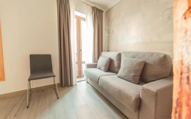 Hostal Atocha 28 - photo 4