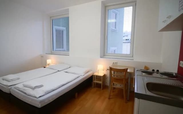 Easy Room Hostel Vienna - photo 3