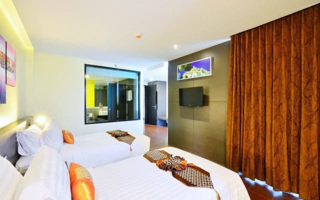 Lakkhana Poolside Resort - photo 4