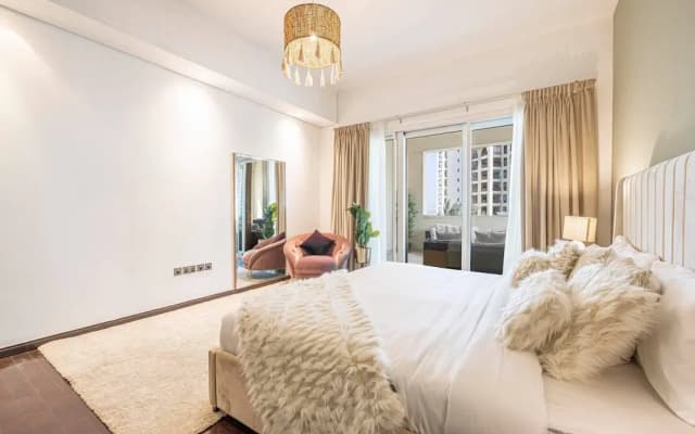 Palm Jumeirah - 2br - New Furnished - Next To Mall - photo 4