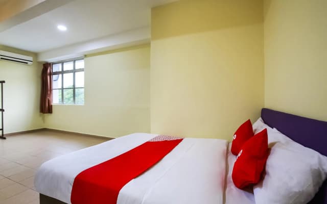 OYO 89585 Hotel Happy Inn - photo 4