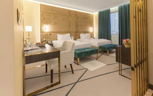 Green Park Hotel - photo 3