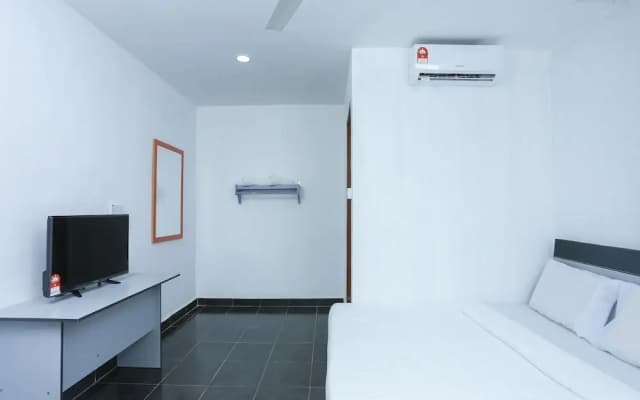 OYO 44112 Darvel Bay Travelodge - photo 5