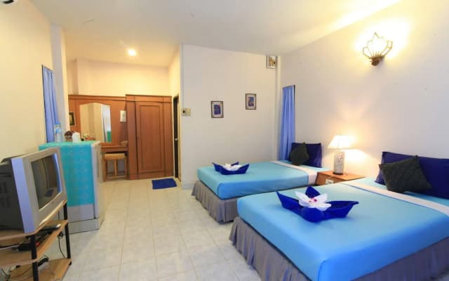 Saladan Beach Resort - photo 3