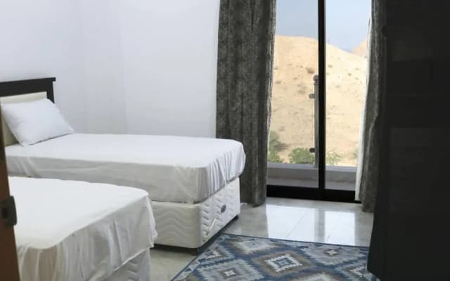 Serviced 2 bedroom apartment , with lovely view. - photo 5