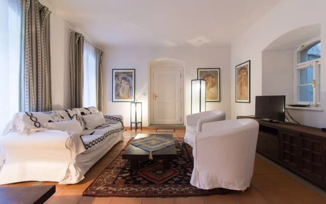 Grand Luxury Apartment Attic Hroznova - photo 3