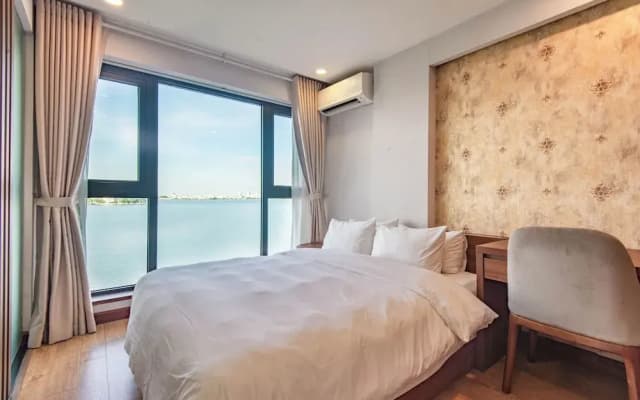 Moon West Lake Residence - photo 3