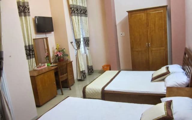 Honey Hotel - photo 2