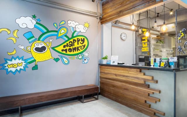 Happy Monkey Hostel Bangkok - photo 2