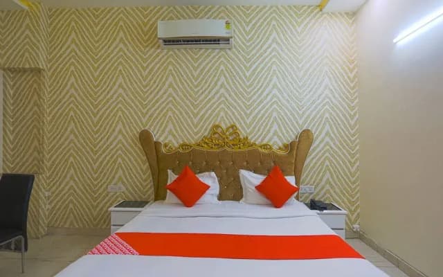 Oyo 41667 Paschim Vihar Inn - photo 4