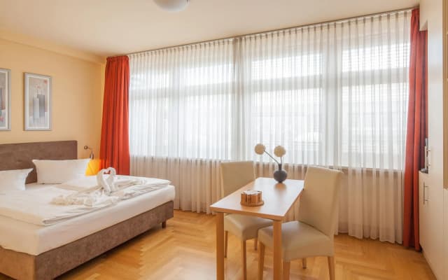 AMC Apartments - Ku'damm - photo 2