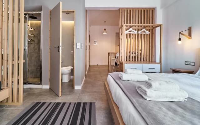 NakosHomes Luxury Studio Apartment - photo 4