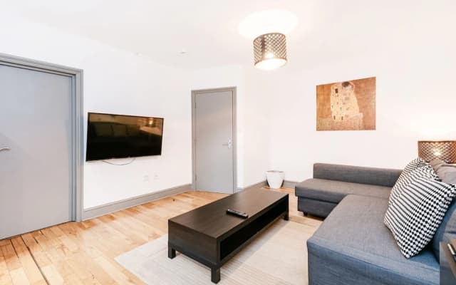 Cave Apartments - photo 4