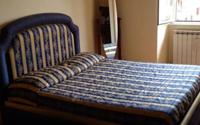 Renelli's House - photo 3