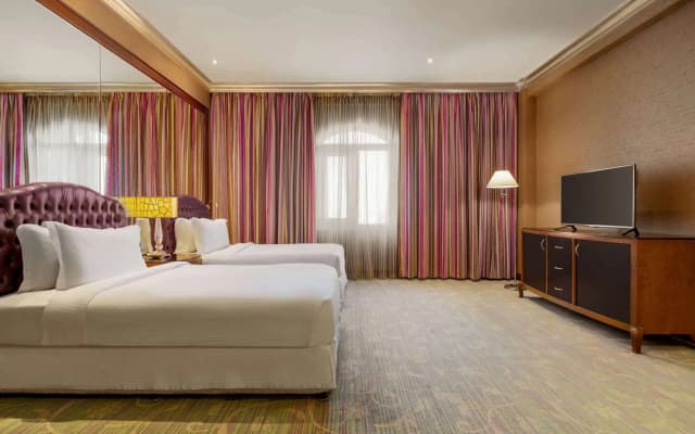 Grand Regency Doha, Trademark Collection by Wyndham - photo 5