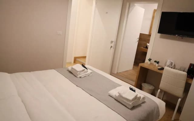 Eden Luxury Suites - photo 4