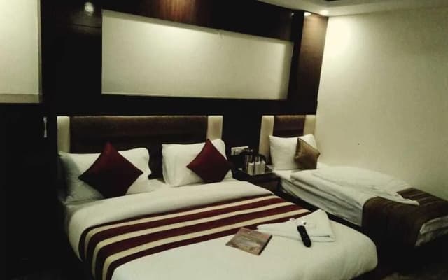 Hotel Shiv Dx - photo 5