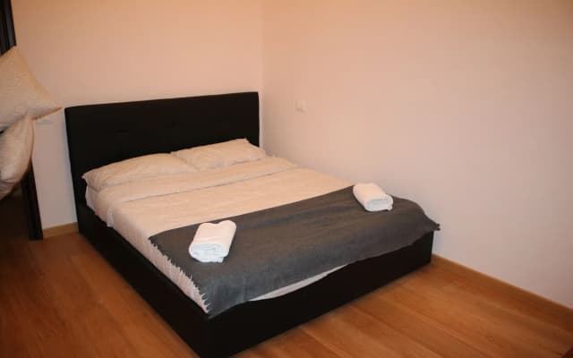 R.T House's - photo 3