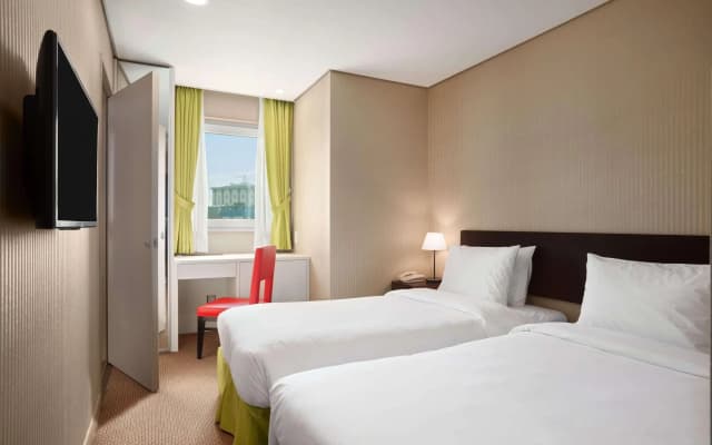 Ramada Encore by Wyndham Seoul Dongdaemun Hotel - photo 2