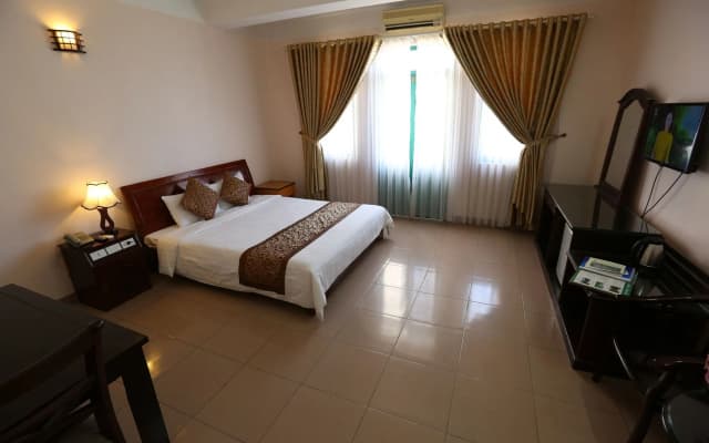 Central Halong Hotel - photo 4