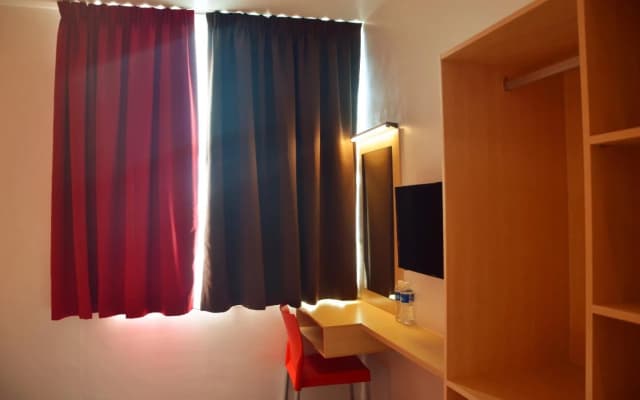 Hotel Jeti Tg Gemok - photo 4