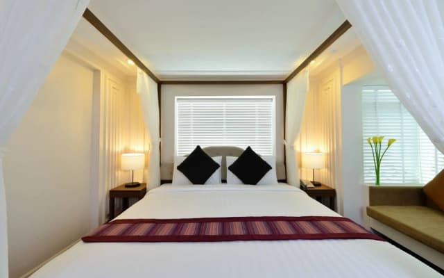 Siam Champs Elyseesi Unique Hotel - photo 4