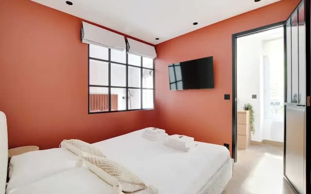Eclectic Apartment - 2br/6p - Pl. Republique - photo 3