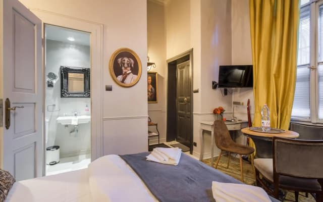 BpR R20 Studio Home with A/C - photo 3