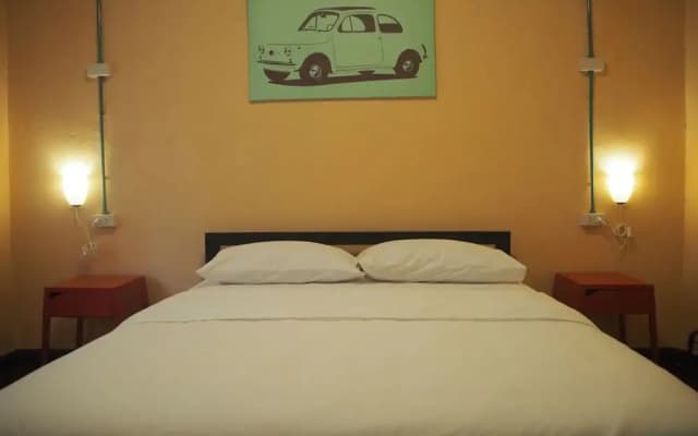 April 24 Home - Hostel - photo 2